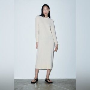 Zara Lightweight Long Sleeve Maxi Dress Cream NWT
